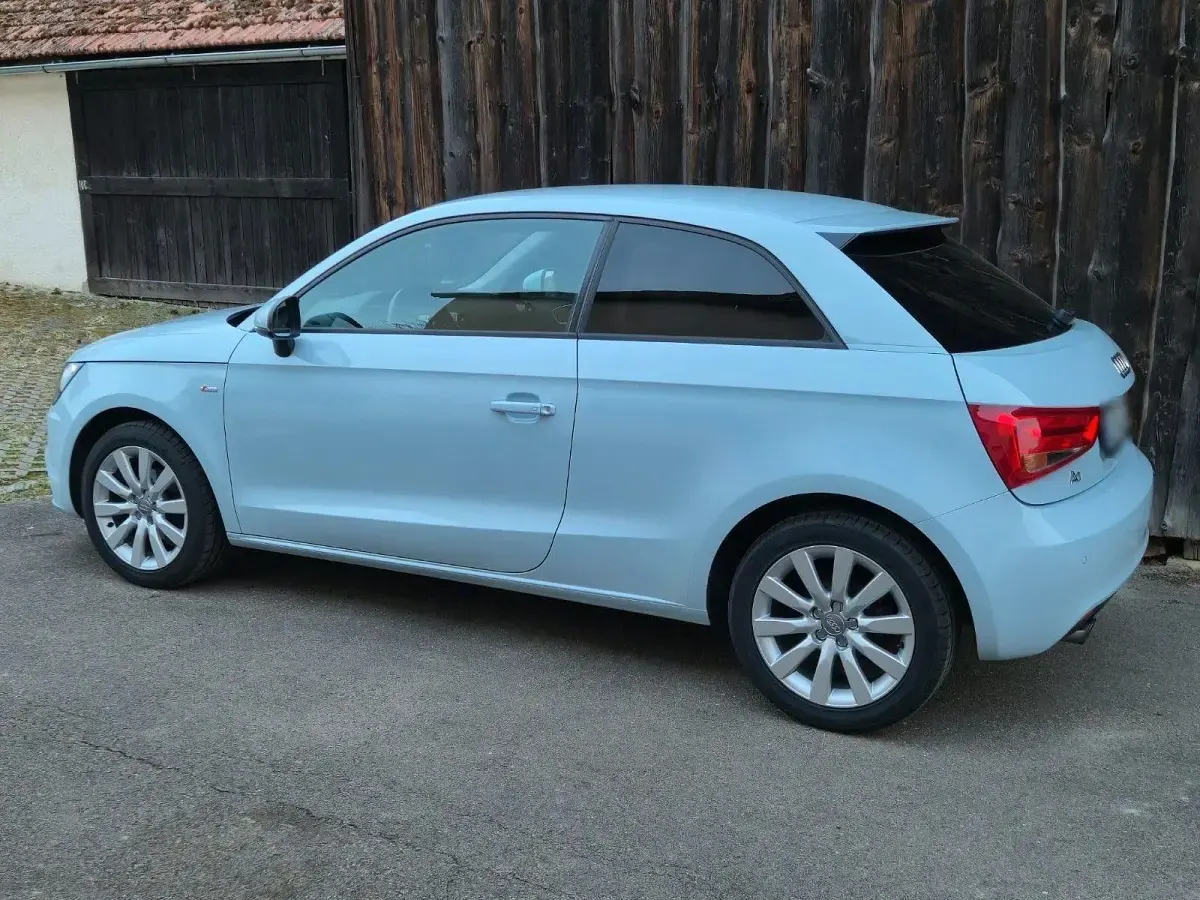 Gebraucht Audi A1 Ambition 86 PS (63 kW) 2012 Weiß Kleinwagen