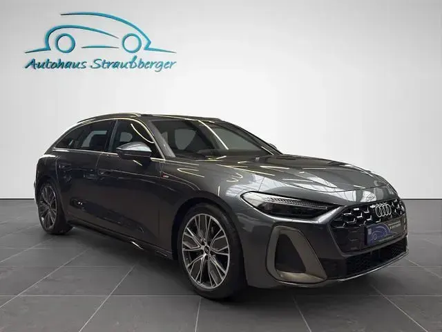Gebraucht Audi A5 S-line plus 204 PS (150 kW) 2026 Graukeine angabe Kombi