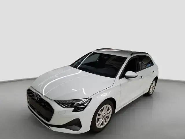 Gebraucht Audi A3 Ambiente 150 PS (110 kW) 2025 Gletscherweiß metallic Limousine