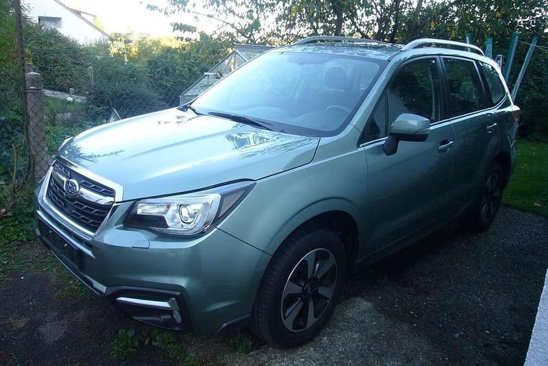 Gebraucht Subaru Forester Exclusive+ 150 PS (110 kW) 2017 Grün SUV