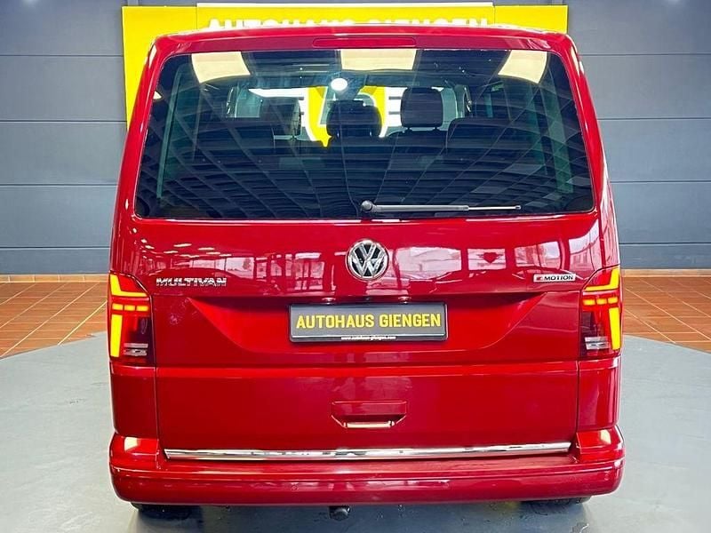Usata VW Multivan 204 CV (150 kW) 2022 Rosso Monovolume