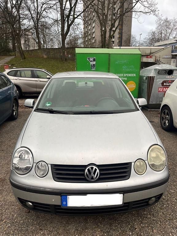 Silber Gebraucht 2003 VW Polo Basis Limousine | 800 € (Guter Preis) - Bild 1/4