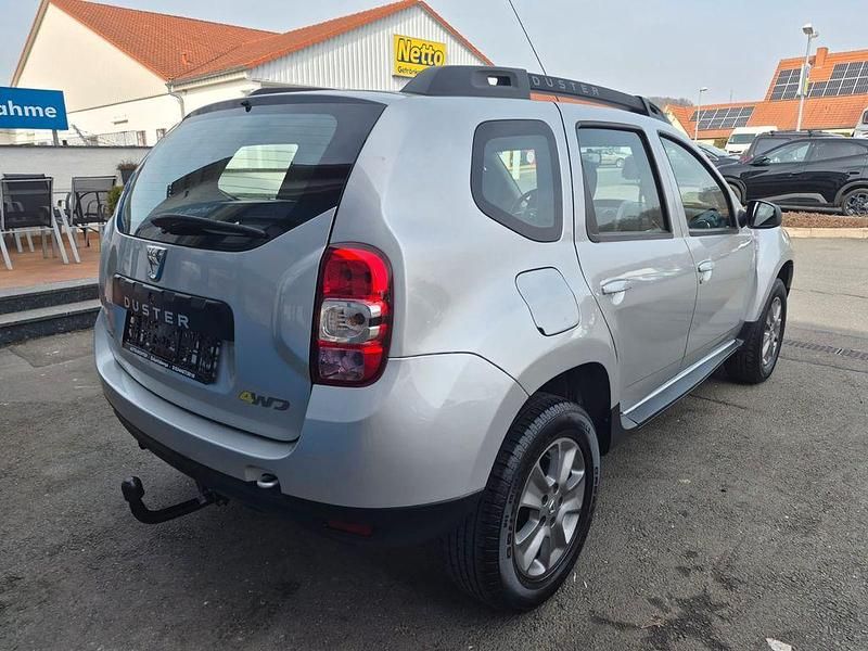 Gebraucht Dacia Duster 114 PS (83 kW) 2017 Silber SUV
