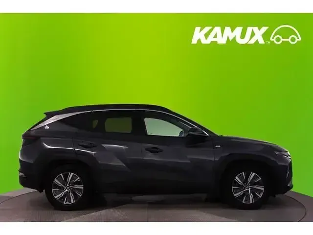 Gebraucht Hyundai Tucson Select 136 PS (100 kW) 2023 Grau SUV
