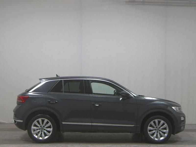Grau Gebraucht 2021 VW T-Roc Sport SUV | 17.980 € (Superpreis) - Bild 1/4