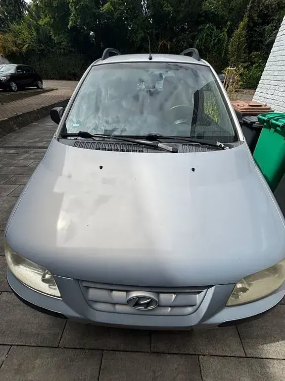 Gebraucht Hyundai Matrix GLS 103 PS (75 kW) 2002 Silber Van / Kleinbus