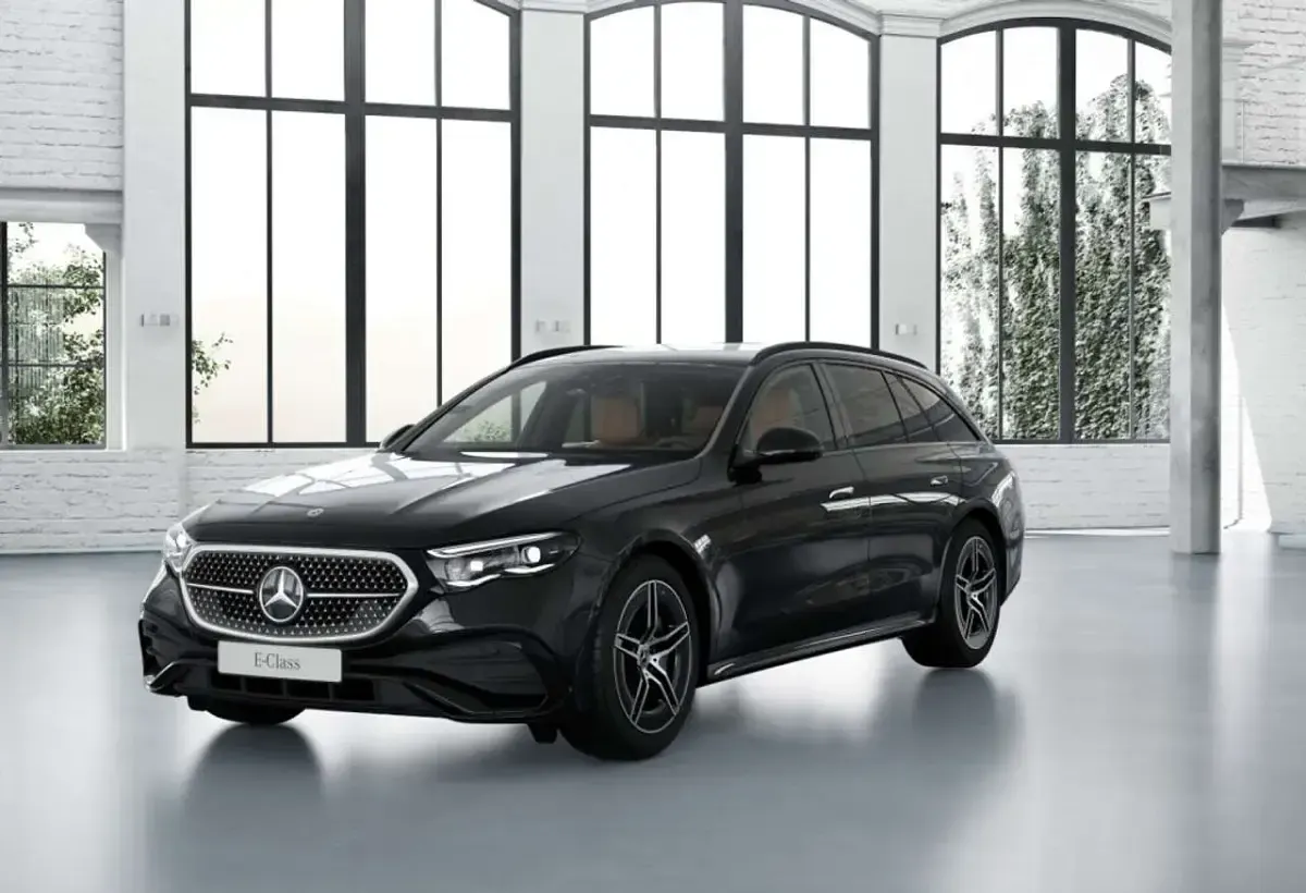 Gebraucht Mercedes E300 AMG 197 PS (144 kW) 2025 Metalliclack obsidianschwarz Kombi