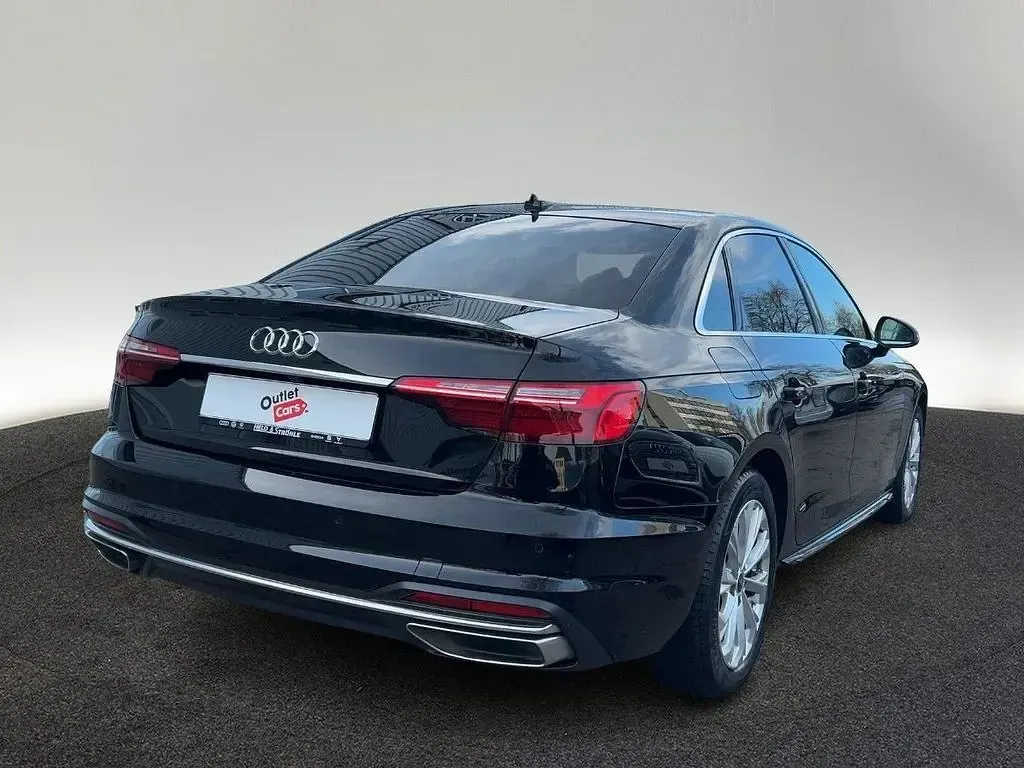 Gebraucht Audi A4 Advanced Plus 204 PS (150 kW) 2023 Brillantschwarz Limousine