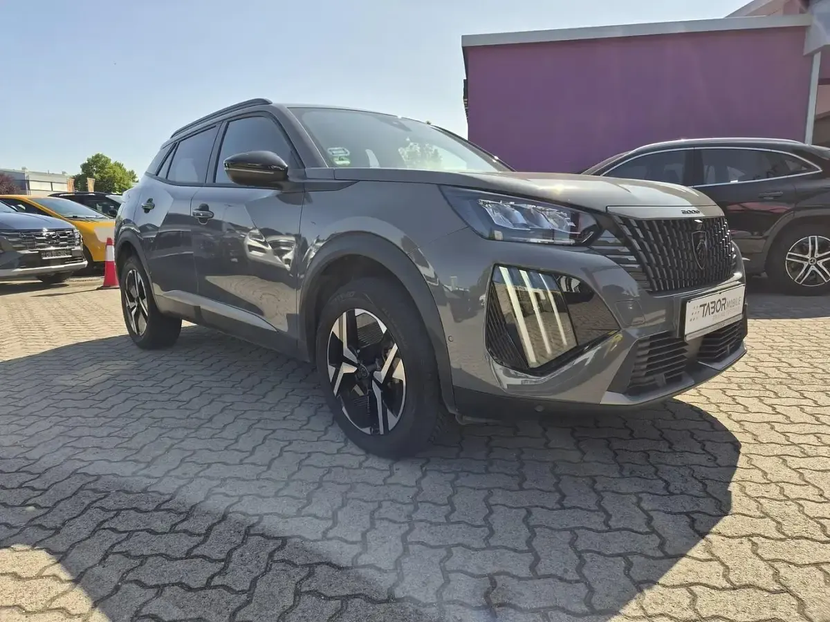 Gebraucht Peugeot 2008 Allure 131 PS (96 kW) 2024 Selenium grau metallic SUV
