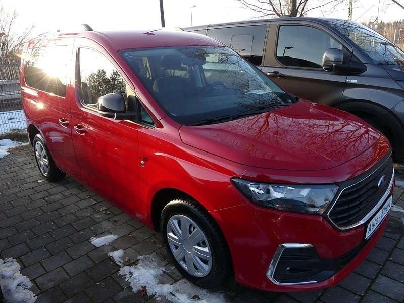 Gebraucht Ford Tourneo Connect Titanium 122 PS (89 kW) 2023 Rot Van / Kleinbus