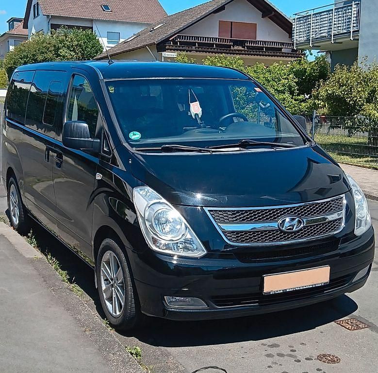 Gebraucht Hyundai H-1 170 PS (125 kW) 2009 Schwarz Van / Kleinbus