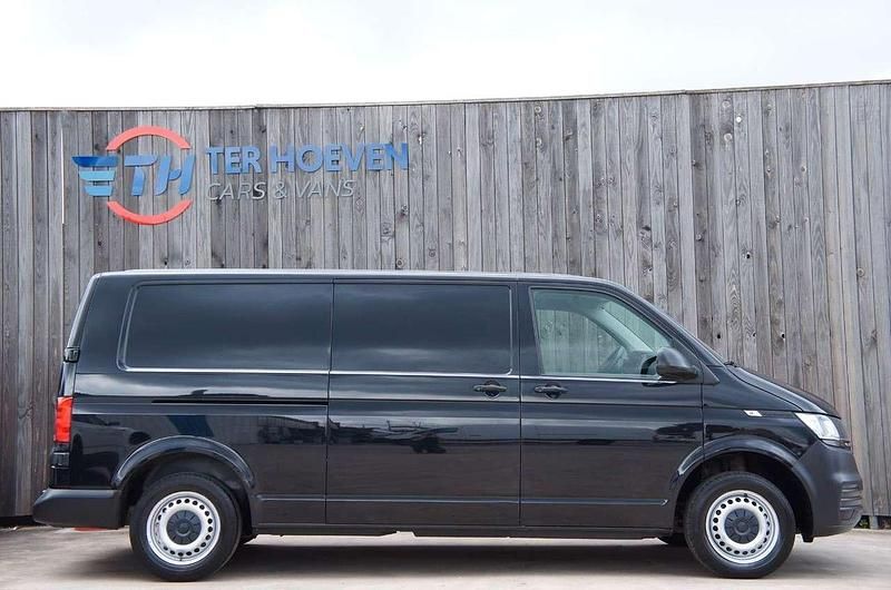 Gebraucht VW Transporter 110 PS (80 kW) 2021 Schwarz Van