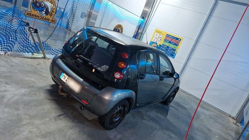 Gebraucht Smart ForFour 75 PS (55 kW) 2004 Schwarz Kleinwagen