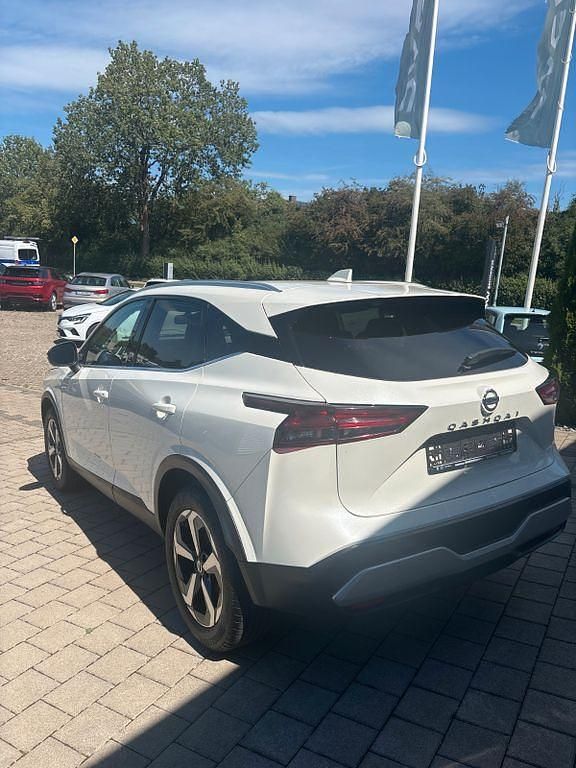 Gebraucht Nissan Qashqai N-Connecta 158 PS (116 kW) 2022 Weiß SUV