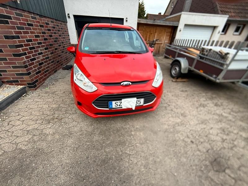 Rot Gebraucht 2013 Ford B-MAX Van / Kleinbus | 4.100 € (Superpreis) - Bild 1/4