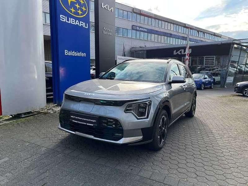 Grau Gebraucht 2024 Kia e-Niro Inspiration SUV | 35.650 € (Teuer) - Bild 1/4