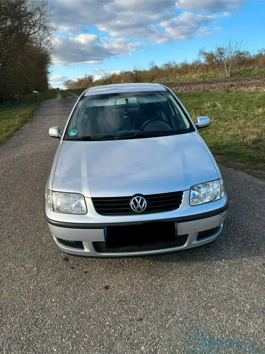 Gebraucht VW Polo 60 PS (44 kW) 2001 Silber Kleinwagen