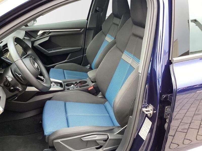 Gebraucht Audi A3 Advanced Plus 200 PS (147 kW) 2024 Navarrablau metallic Limousine