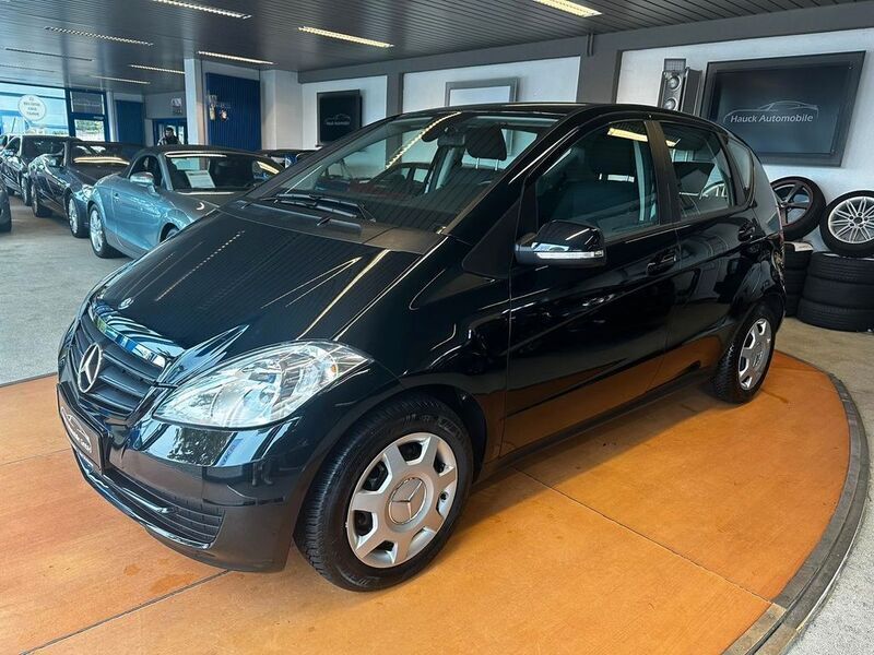 Schwarz Gebraucht 2011 Mercedes A160 Kleinwagen | 8.190 € (Fairer Preis) - Bild 1/4