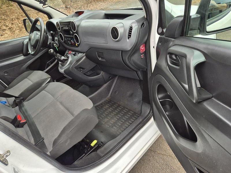 Gebraucht Citroën Berlingo 101 PS (74 kW) 2018 Weiß Van / Kleinbus