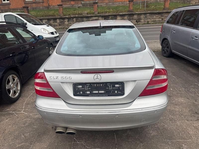 Gebraucht Mercedes CLK500 306 PS (225 kW) 2003 Silber Coupé