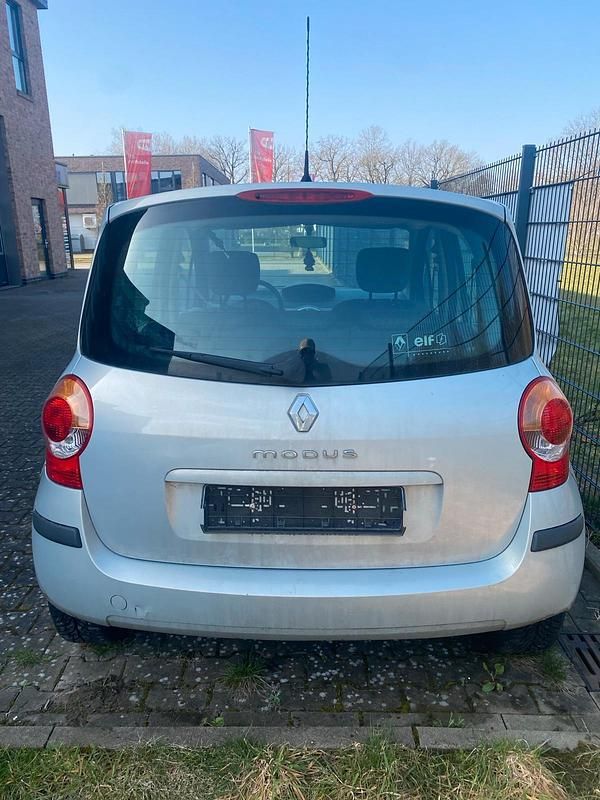 Gebraucht Renault Modus 90 PS (66 kW) 2006 Silber Van / Kleinbus