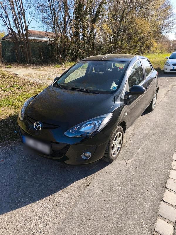 Second-hand Mazda 2 75 CP (55 kW) 2010 Negru Hatchback