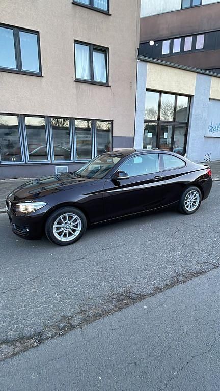 Gebraucht BMW 218 Advantage 150 PS (110 kW) 2017 Braun Coupé