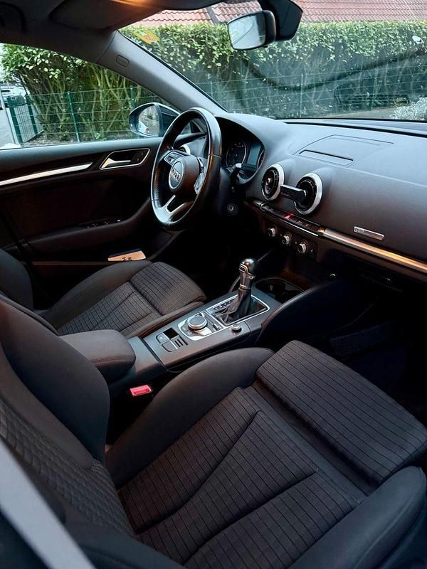 Gebraucht Audi A3 Sport 150 PS (110 kW) 2017 Schwarz Limousine