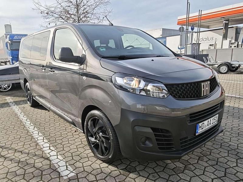 Gebraucht Fiat Scudo S 179 PS (131 kW) 2024 Grau Van