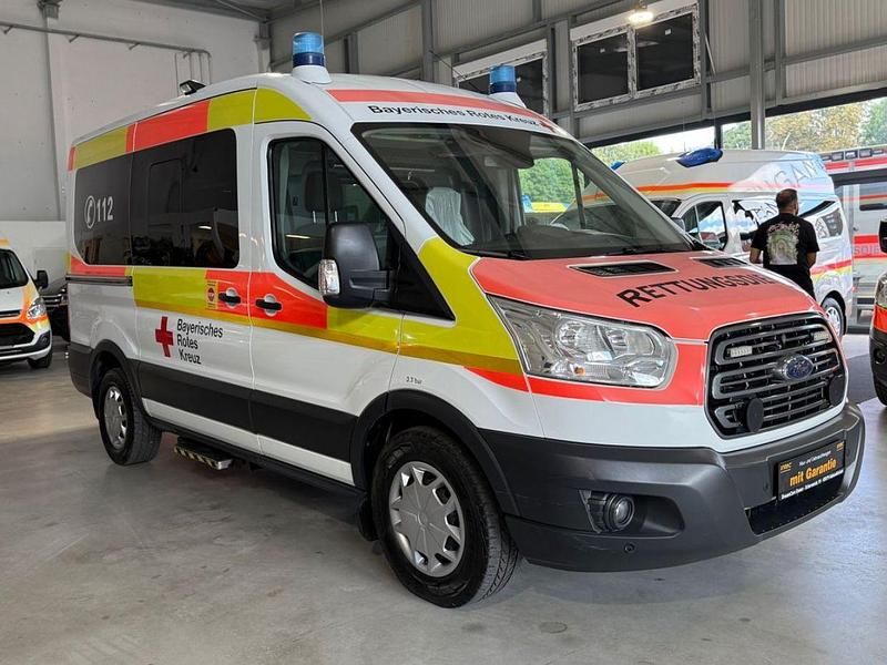 Weiß Gebraucht 2018 Ford Transit Van / Kleinbus | 14.500 € (Fairer Preis) - Bild 1/4