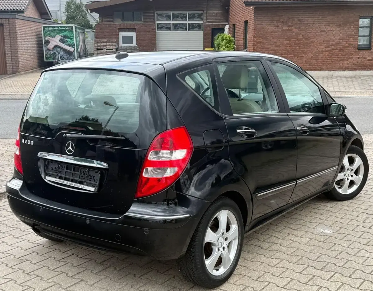 Gebraucht Mercedes A200 136 PS (100 kW) 2007 Schwarz Kleinwagen