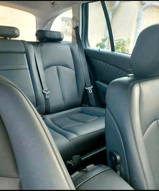 Gebraucht Mercedes E280 Avantgarde 190 PS (139 kW) 2008 Grau Kombi