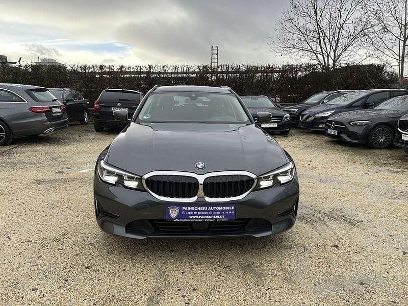 Gebraucht BMW 318 Advantage 150 PS (110 kW) 2020 Mineralgrau Kombi