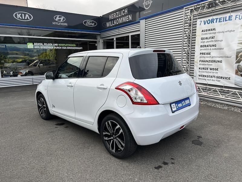 Gebraucht Suzuki Swift X-TRA 94 PS (69 kW) 2017 Weiß Kleinwagen