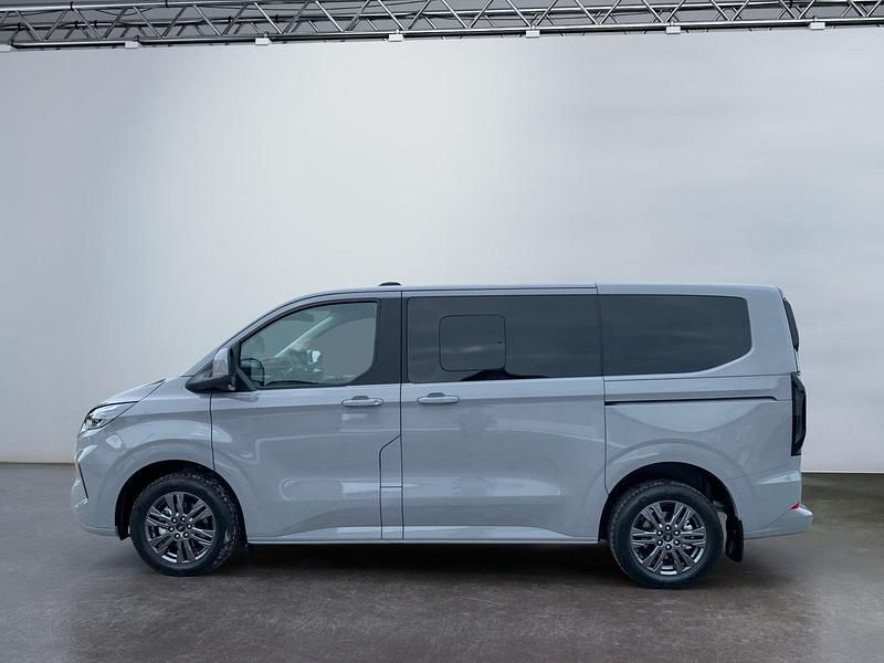 Neu Ford Tourneo Custom Titanium 170 PS (125 kW) 2026 Grey matter Van
