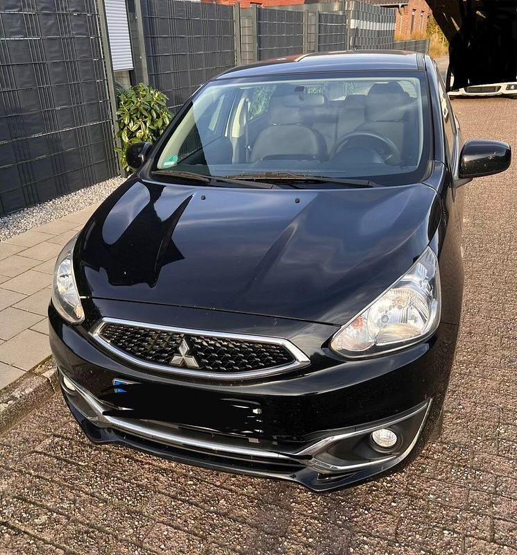 Schwarz Gebraucht 2019 Mitsubishi Space Star Kleinwagen | 8.900 € (Fairer Preis) - Bild 1/4