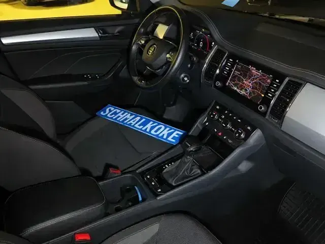 Gebraucht Skoda Kodiaq Ambition 150 PS (110 kW) 2022 Black magic pearlescent (metallic) SUV