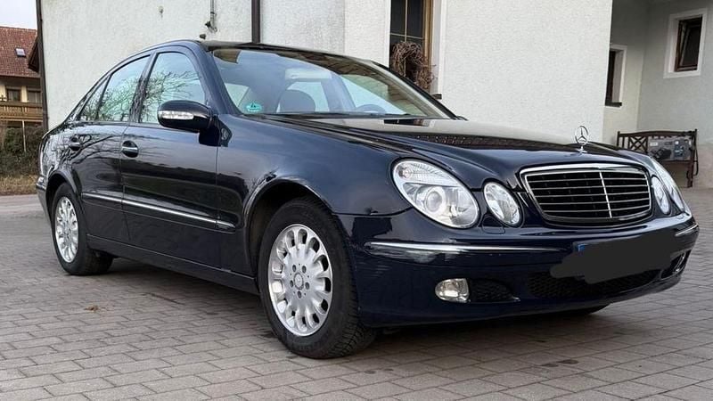 Gebraucht Mercedes E320 224 PS (164 kW) 2003 Blau Limousine