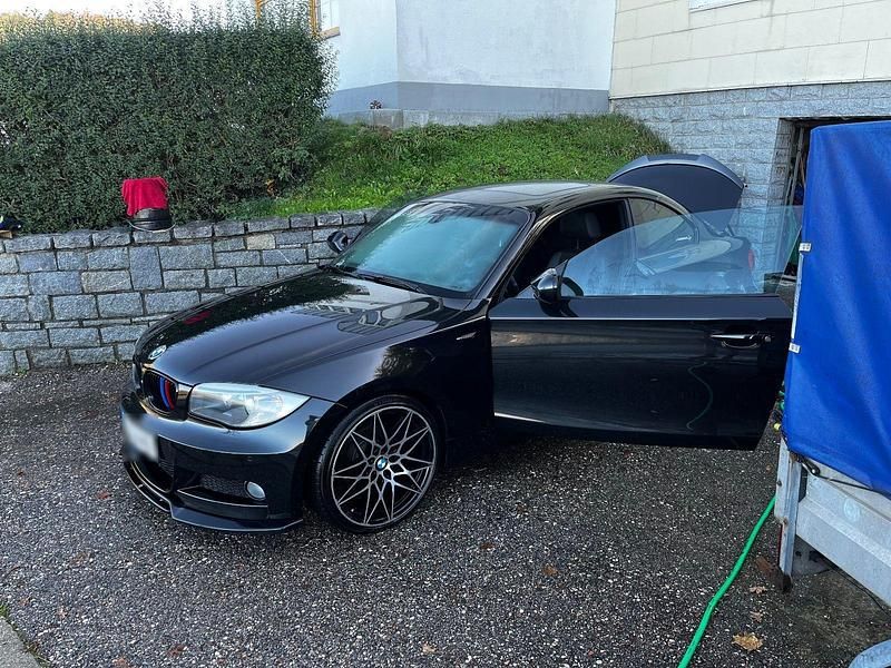 Gebraucht BMW 120 Coupé M Performance 177 PS (130 kW) 2011 Schwarz Coupé