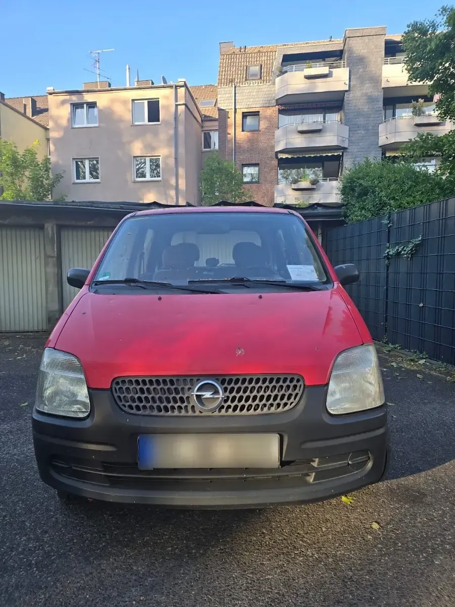 Second-hand Opel Agila 2001 Roșu Monovolum