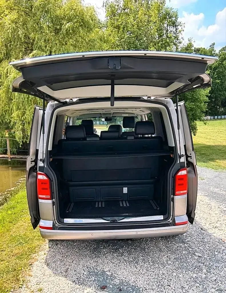 Gebraucht VW Multivan Generation Six 150 PS (110 kW) 2016 Beige Van / Kleinbus
