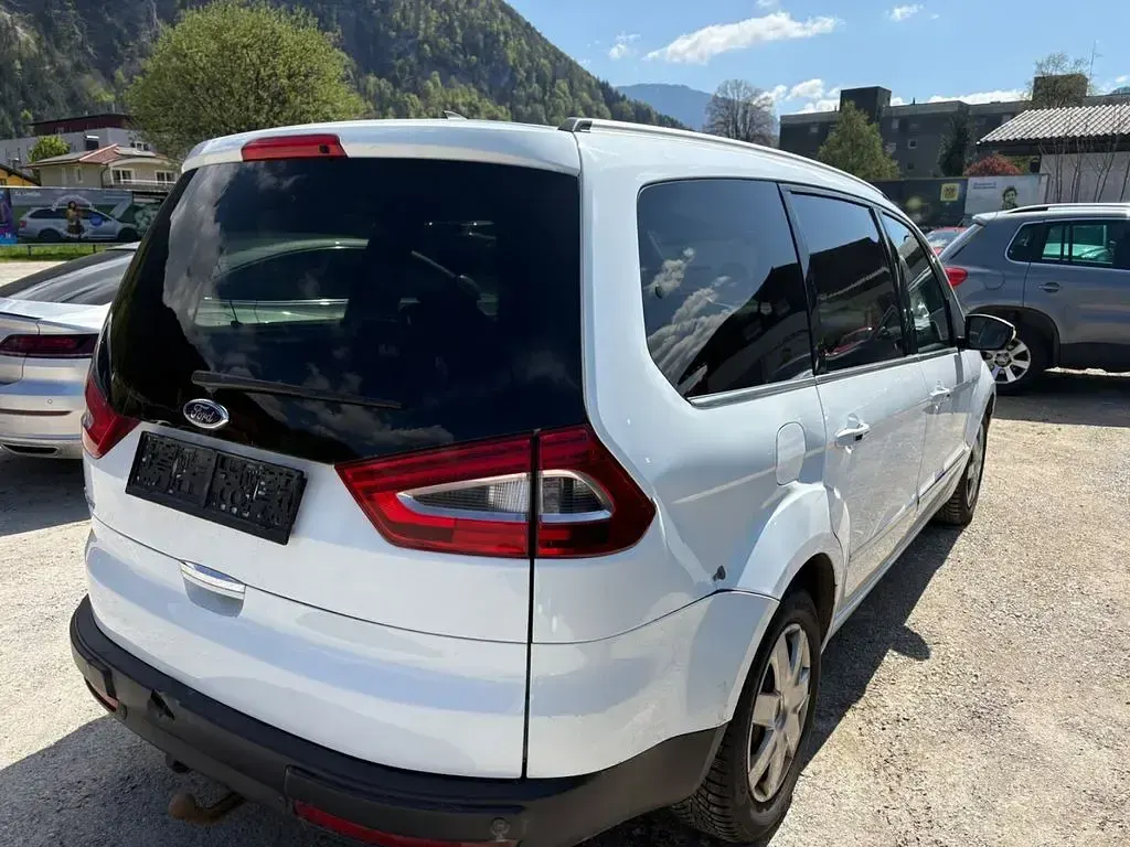 Gebraucht Ford Galaxy Titanium 140 PS (102 kW) 2013 Weiß Van / Kleinbus