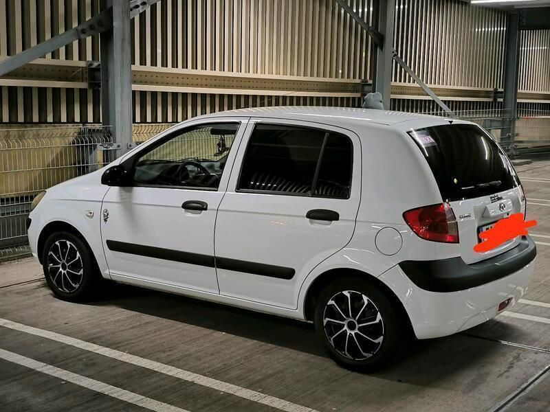 Weiß Gebraucht 2009 Hyundai Getz Kleinwagen | 3.500 € - Bild 1/4