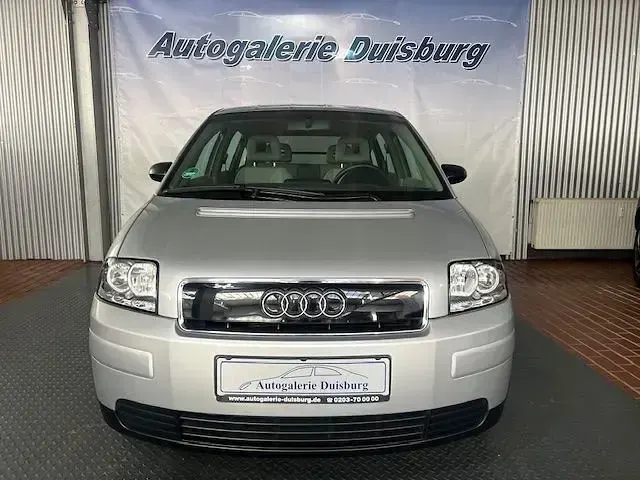 Usata Audi A2 75 CV (55 kW) 2002 Argento Utilitaria