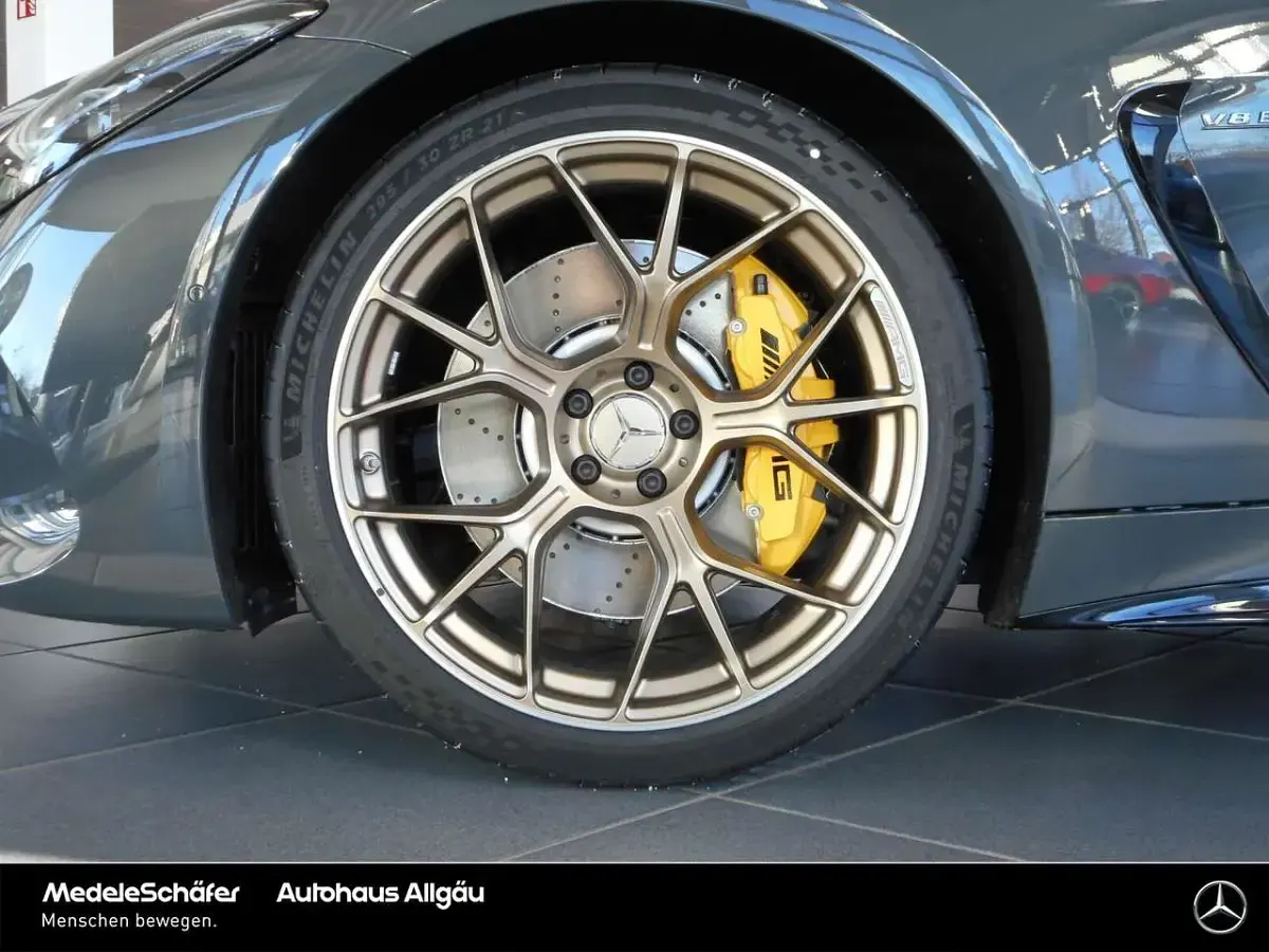 Gebraucht Mercedes AMG GT 55 AMG 476 PS (350 kW) 2026 Manufaktur siliziumgrau uni Coupé