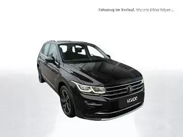 Gebraucht VW Tiguan Elegance 190 PS (139 kW) 2023 Deep black perleffekt SUV