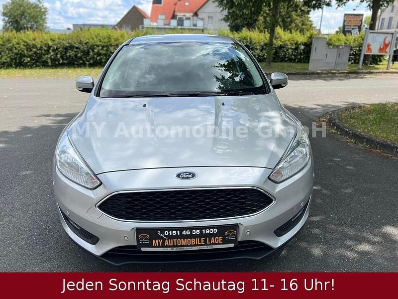 Silber Gebraucht 2018 Ford Focus Business Edition Kombi | 8.399 € (Teuer) - Bild 1/4