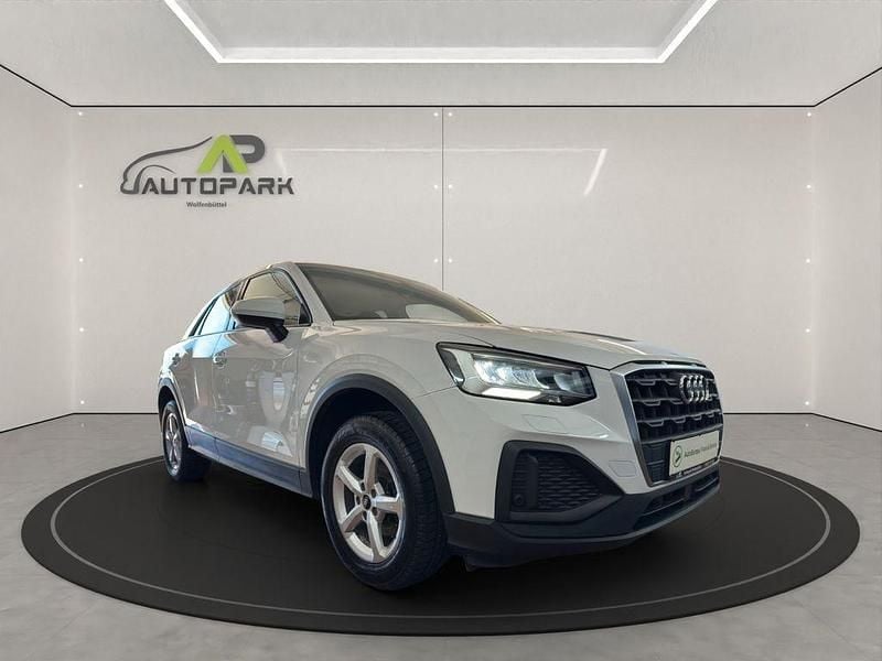 Weiß Gebraucht 2023 Audi Q2 SUV | 20.890 € (Superpreis) - Bild 1/4