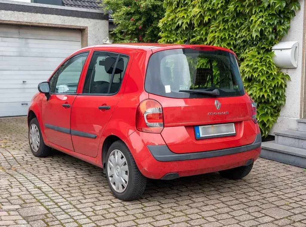 Brugt Renault Modus 75 HK (55 kW) 2009 Rød MPV